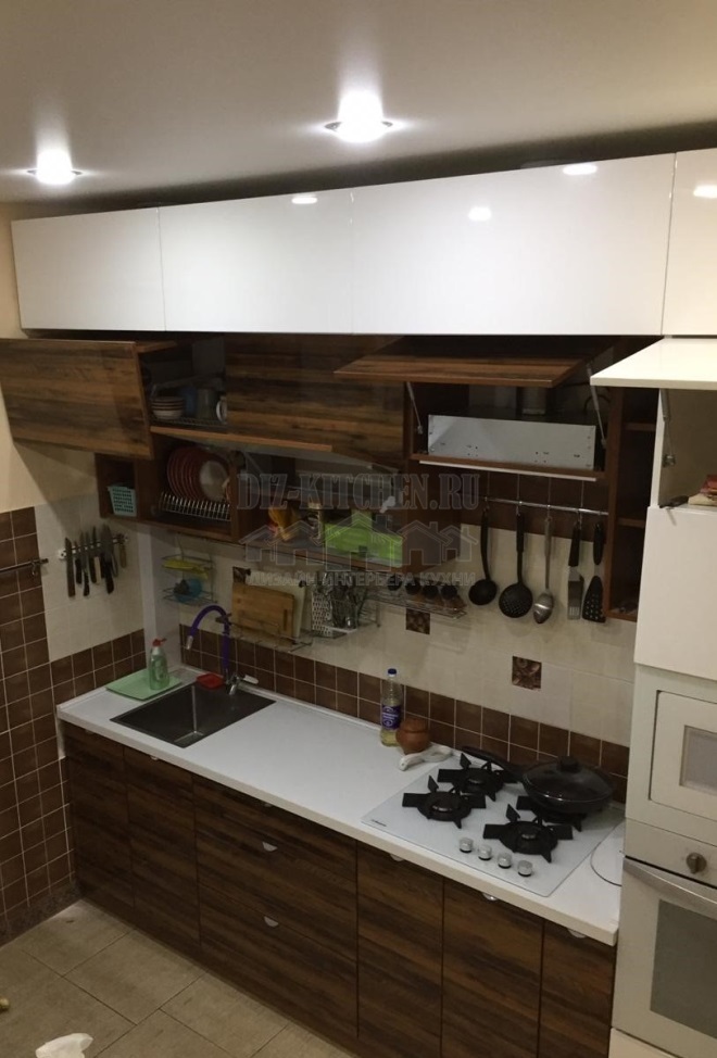 Modern wooden kitchen with a breakfast bar