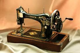 máquina de costura antiga