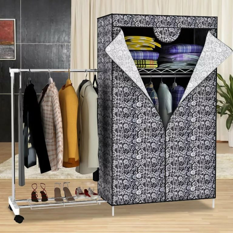 Cloth cabinet: pros and cons