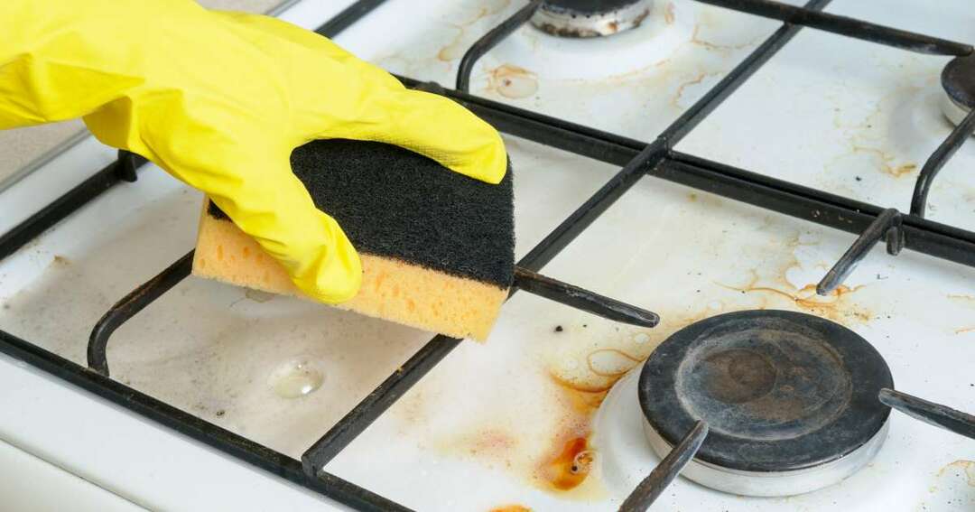 Comment et quoi nettoyer la grille d'une cuisinière à gaz des dépôts de graisse et de carbone à la maison: un examen des meilleurs moyens