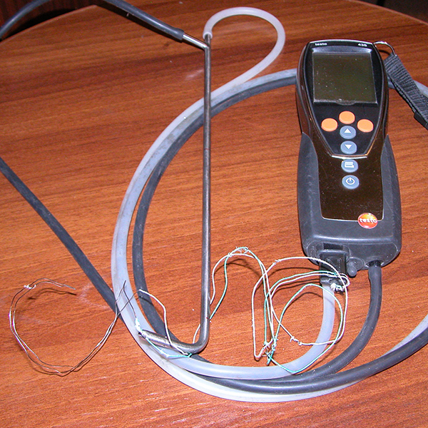 Anemometer voor het controleren van stuwkracht