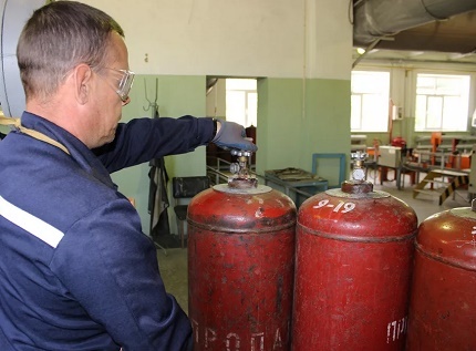 Vyšetřování stavu plynové láhve