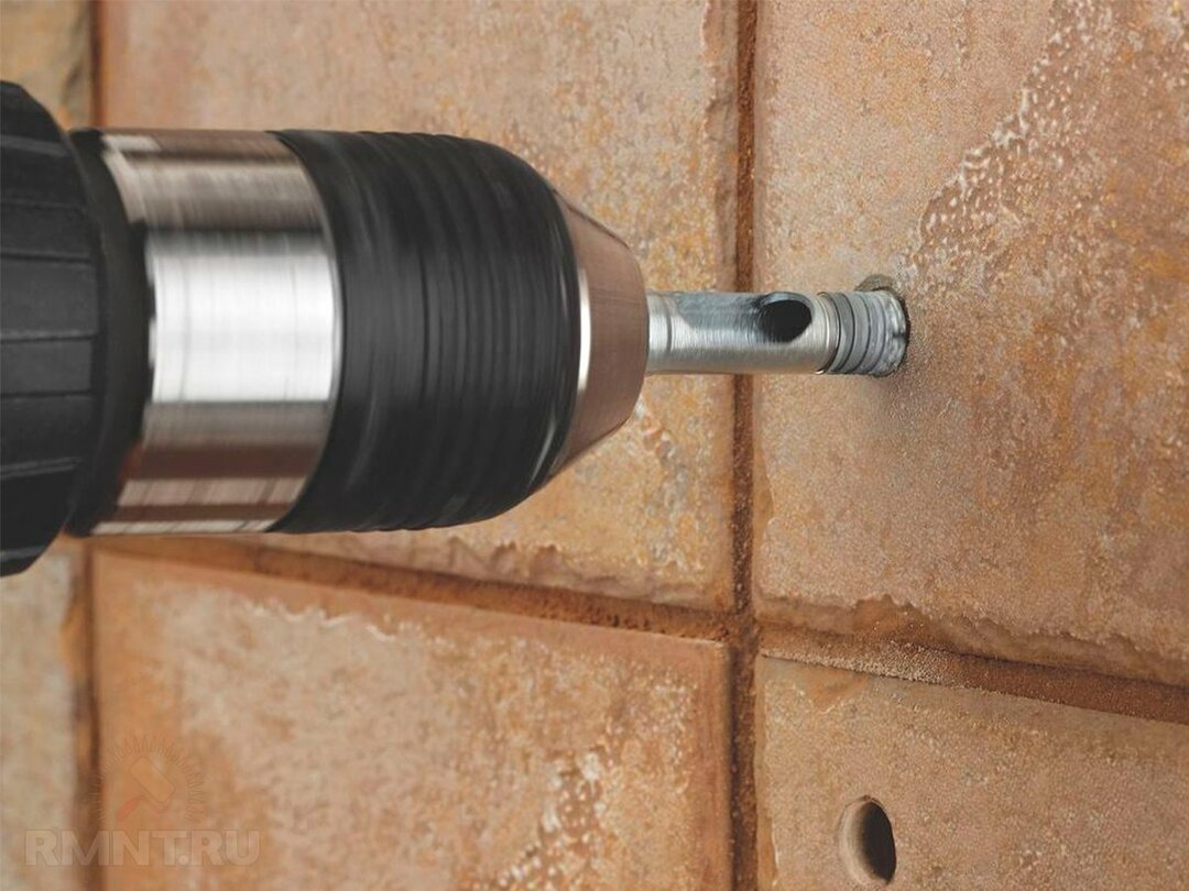 Dust-free drilling