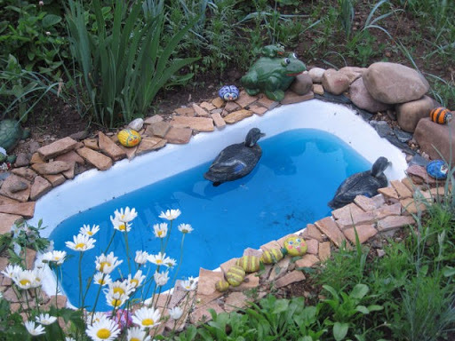 Mini ribnik za kopel