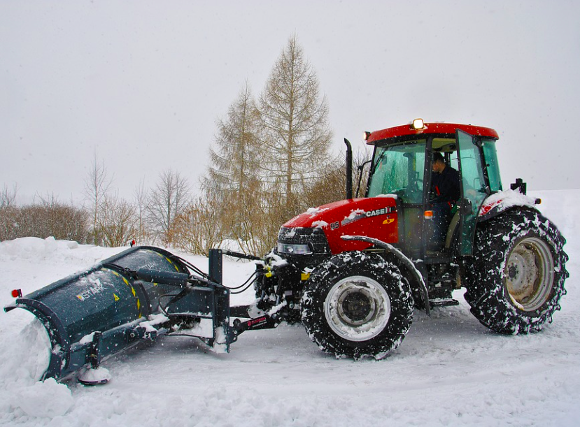 Which tractor to choose for snow removal: look, choose and buy - Setafi