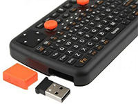 Een draadloos toetsenbord verbinden met een computer: het Bluetooth-toetsenbord verbinden met een computer zonder een ontvanger, mogelijke problemen bij het verbinden