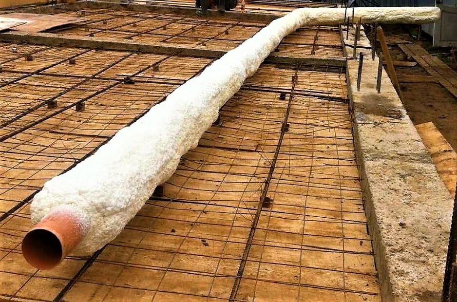 How to insulate a gas pipe on the street from condensate: the choice of material and instruction on insulation