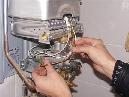 Dismantling the thermocouple of the gas column
