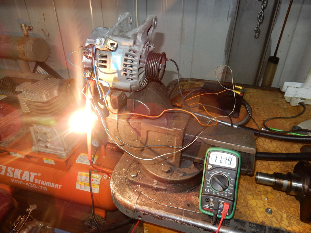 Kontrollerar generatorn med en glödlampa, sekvens av åtgärder