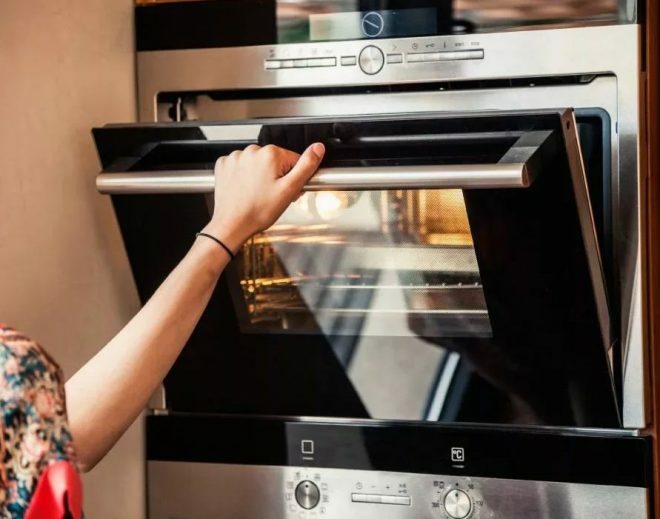 Choosing an electric oven: nuances, expert advice