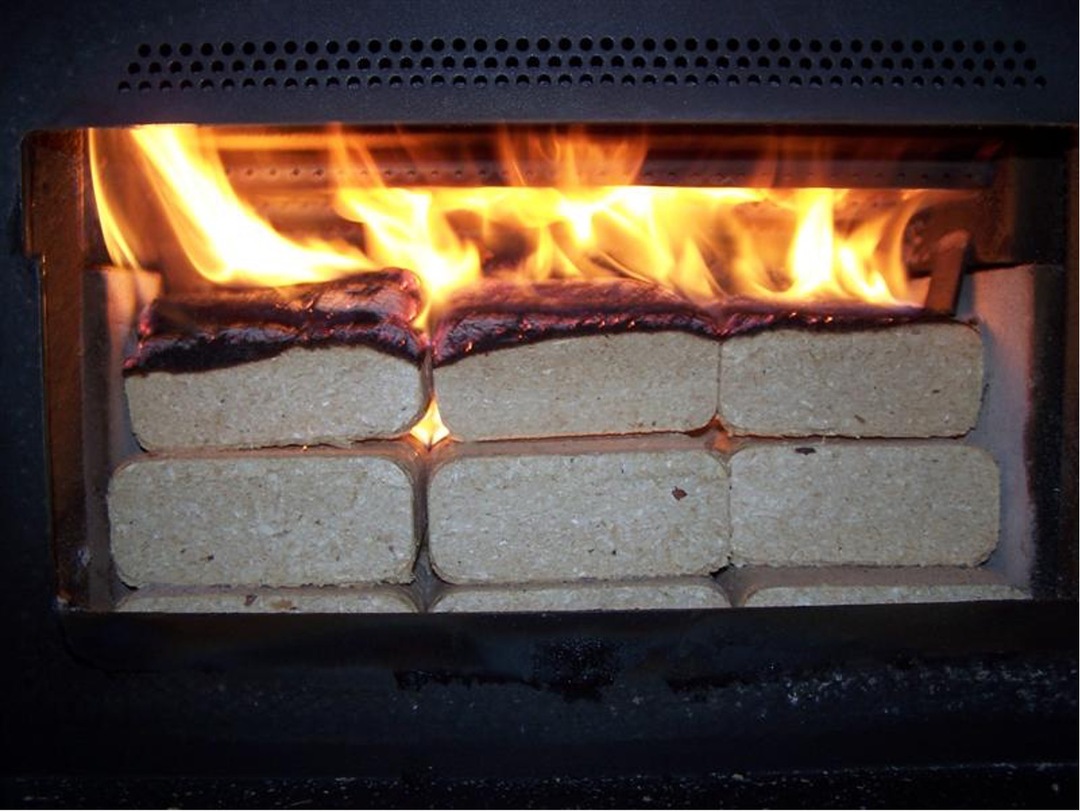 How to heat a stove with briquettes