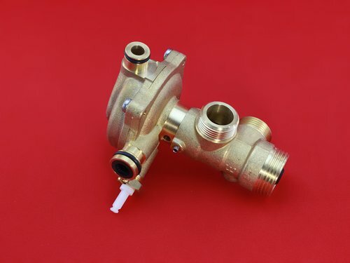 Three-way gas valve