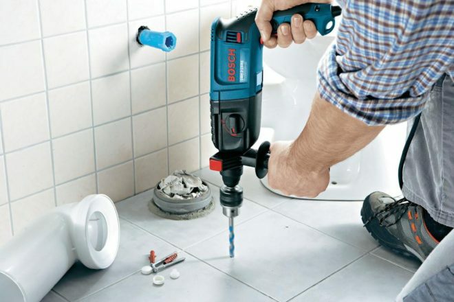 How to drill a hole in tiles: tips from the masters
