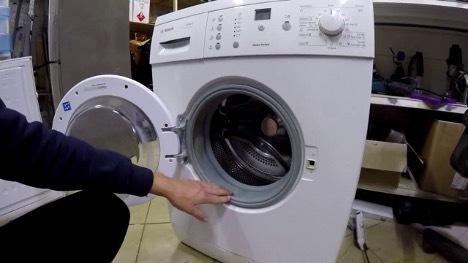 How to change the rubber seal on a washing machine