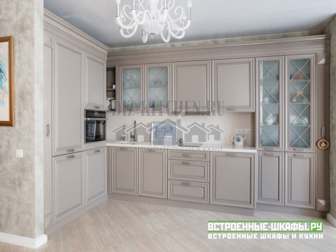 Gray corner built-in kitchen in a classic style