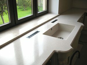 Worktop with window sill and integrated sink 