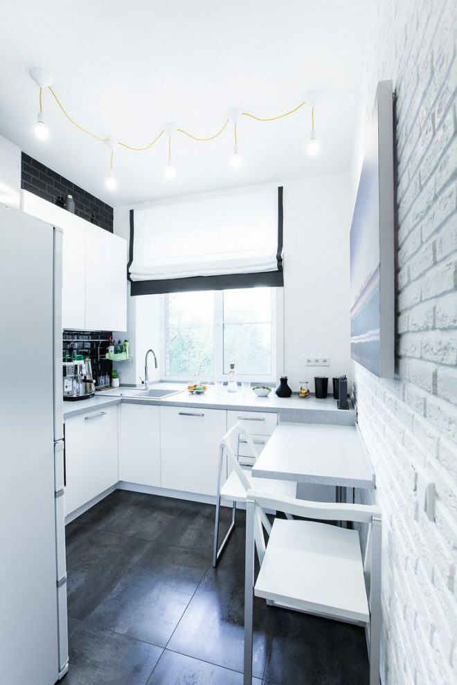 Bucătărie mică în stilul minimalismului
