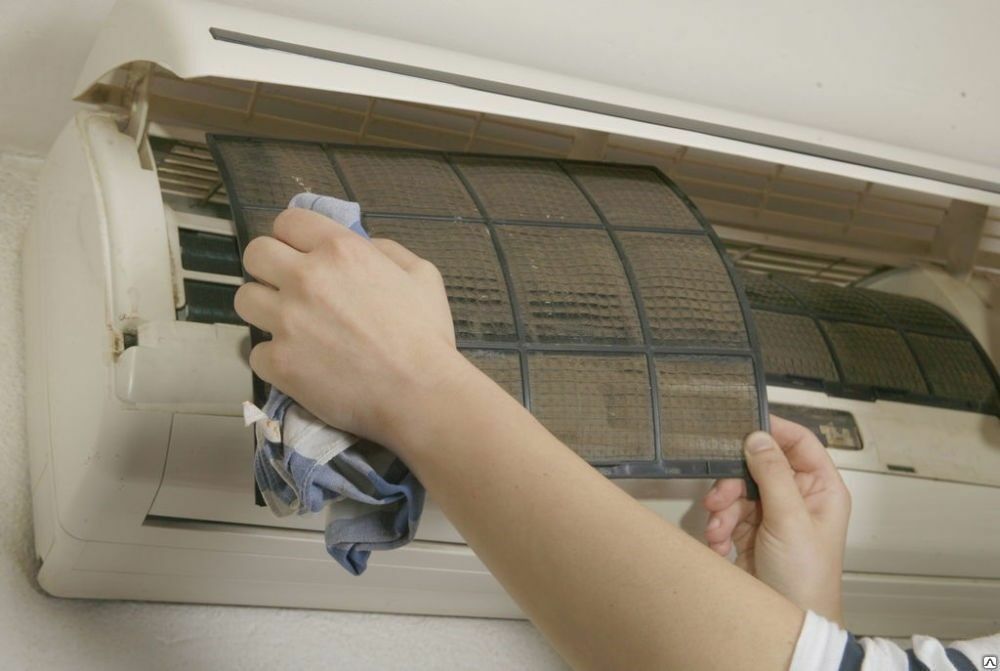 Cleaning a dirty air conditioner filter