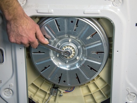 Máquina de lavar com acionamento direto