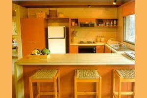 Hoe huishoudelijke apparaten op de juiste manier in de keuken te plaatsen?