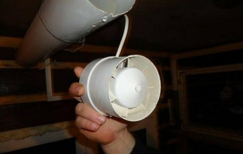 Potrubní axiální ventilátor