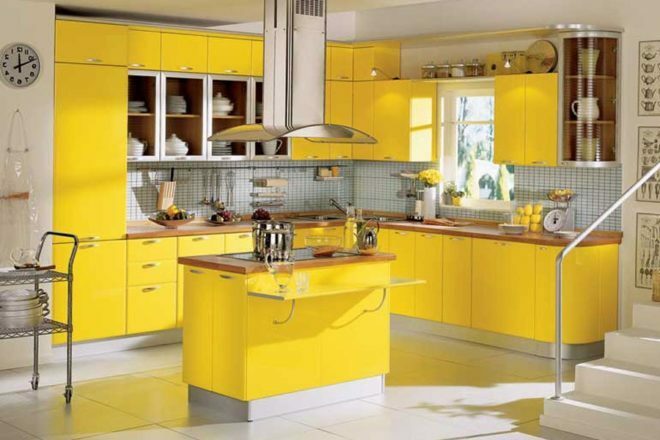 Gelbe Küche