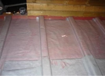 How to insulate a wooden floor 1