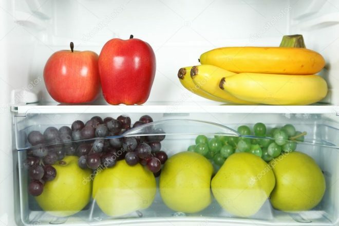 Fruta en el frigorífico