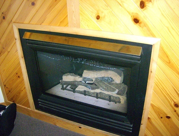 Elektrisk veggmontert peis i interiøret: hvordan velge en leilighet - Setafi