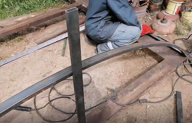 How to make a gazebo from a profile pipe with your own hands: step by step instructions, recommendations, photos