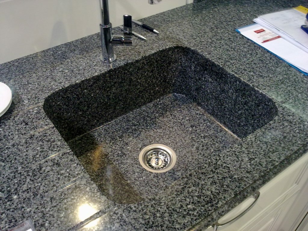 advantages of stone sink