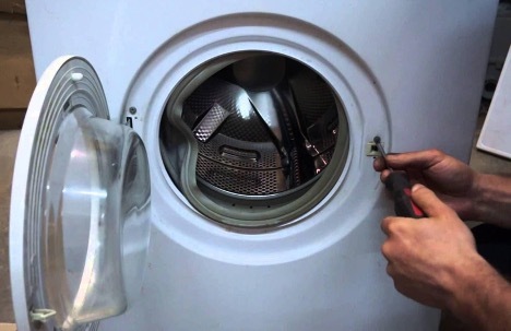 Warum schaltet sich die Waschmaschine nicht ein, die Anzeigen leuchten nicht? Wir lösen das Problem mit unseren eigenen Händen – Setafi