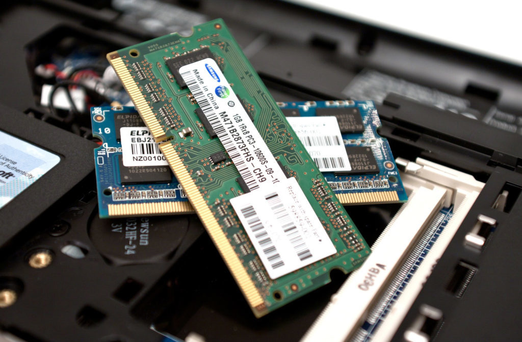 Come scoprire il tipo di memoria RAM computer portatile: perché è importante sapere qual è il "RAM" sorge su un computer portatile
